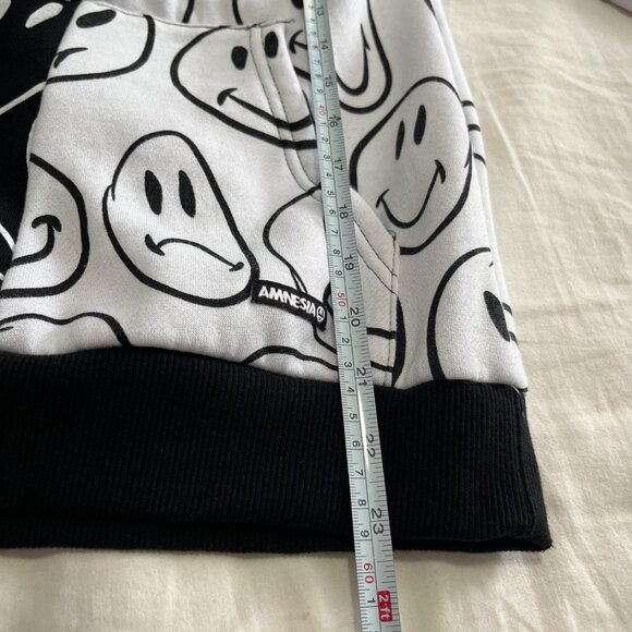 Hoodie Sweater Smiley Face - Picture 6 of 7